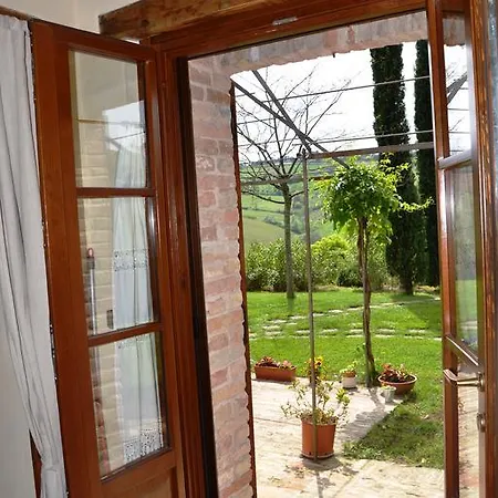 ファームステイ Fiorano Cossignano